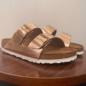 Birkenstock Arizona Womens Sandal 7-7.5 Electric Gold Slip On Suede Footbed